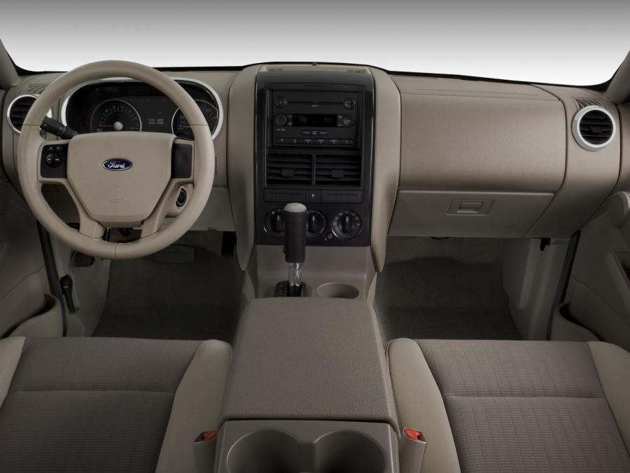  Ford Explorer 2006 года  (фото 6 из 25)